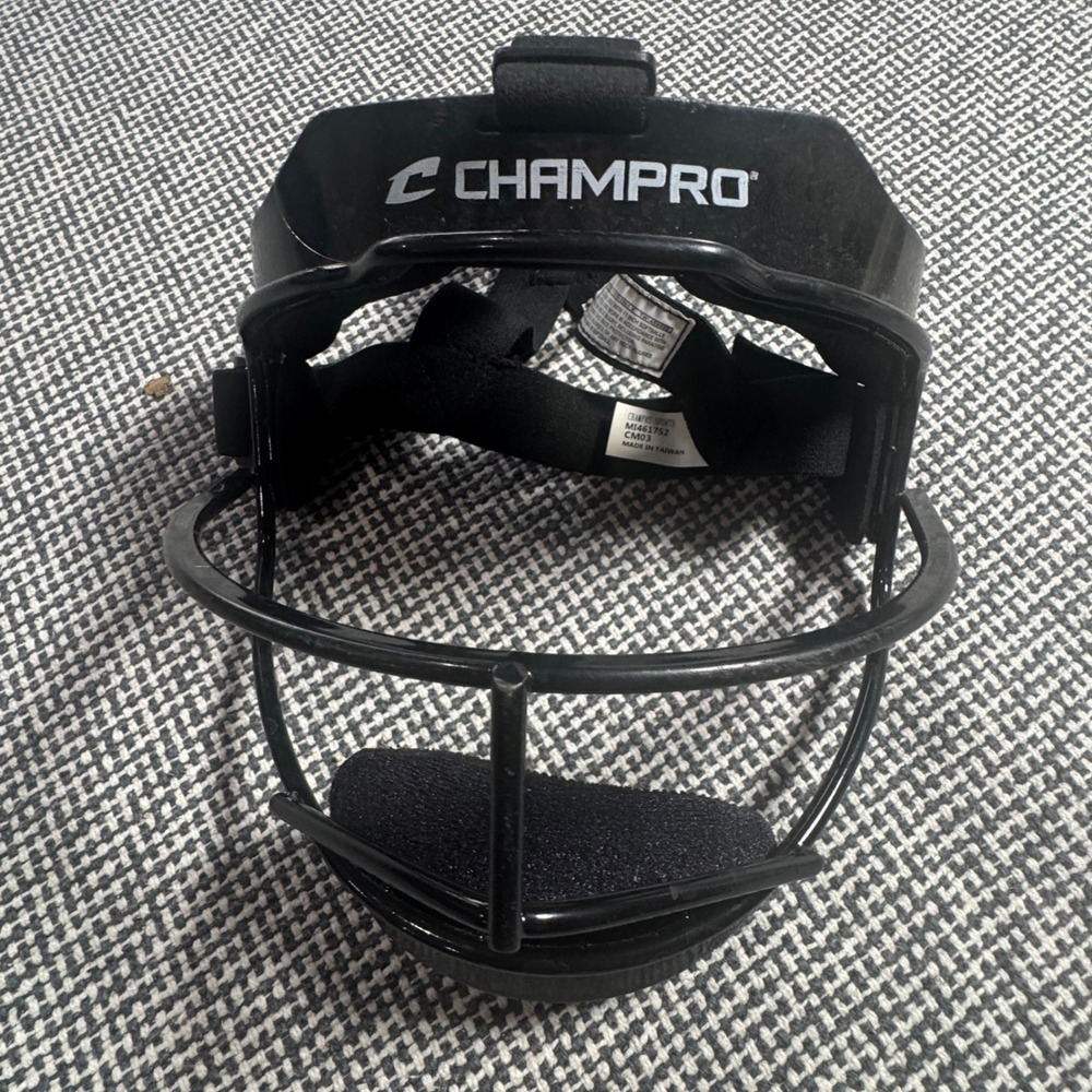 Champro CM03 Softball Fielders Face Mask Black Adjustable Infield Guard Women